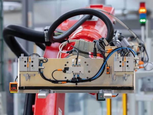 1770103305233689.jpg 44.jpg